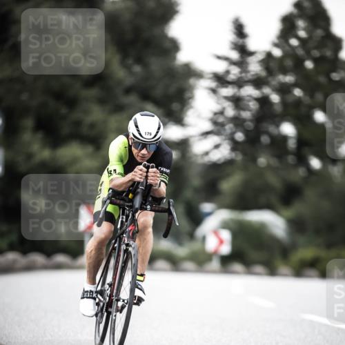 21.06.2026 - 29. Vierlanden-Triathlon H.Heesch http://msf.ph/oto/9901398 21.06.2026 10:11:41 Radfahren 100, 179, 420, 437, 1353 meine-sportfotos.de