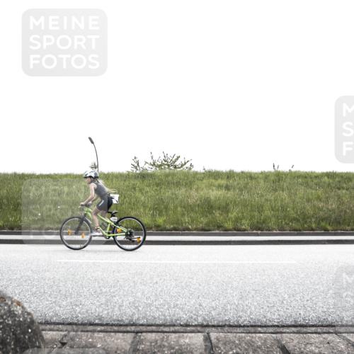 21.06.2026 - 29. Vierlanden-Triathlon H.Heesch http://msf.ph/oto/9901405 21.06.2026 14:58:04 Radfahren 1319 meine-sportfotos.de