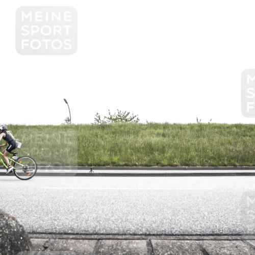 21.06.2026 - 29. Vierlanden-Triathlon H.Heesch http://msf.ph/oto/9901408 21.06.2026 14:58:05 Radfahren 1319 meine-sportfotos.de