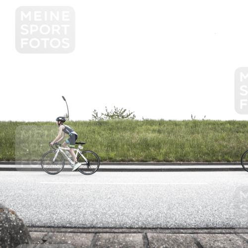 21.06.2026 - 29. Vierlanden-Triathlon H.Heesch http://msf.ph/oto/9901411 21.06.2026 14:58:09 Radfahren  meine-sportfotos.de