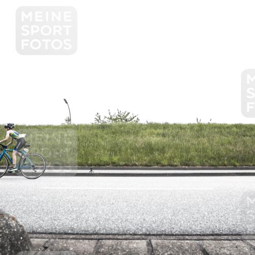21.06.2026 - 29. Vierlanden-Triathlon H.Heesch http://msf.ph/oto/9901424 21.06.2026 14:58:10 Radfahren 1303 meine-sportfotos.de