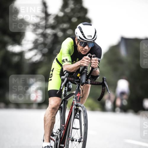 21.06.2026 - 29. Vierlanden-Triathlon H.Heesch http://msf.ph/oto/9901429 21.06.2026 10:11:42 Radfahren 100, 179, 1353 meine-sportfotos.de