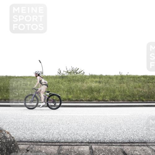 21.06.2026 - 29. Vierlanden-Triathlon H.Heesch http://msf.ph/oto/9901434 21.06.2026 14:58:25 Radfahren  meine-sportfotos.de