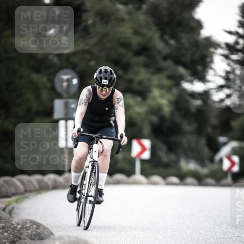 21.06.2026 - 29. Vierlanden-Triathlon H.Heesch http://msf.ph/oto/9901444 21.06.2026 10:11:50 Radfahren 47, 161, 246, 414 meine-sportfotos.de
