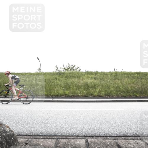 21.06.2026 - 29. Vierlanden-Triathlon H.Heesch http://msf.ph/oto/9901446 21.06.2026 14:58:37 Radfahren 1317 meine-sportfotos.de