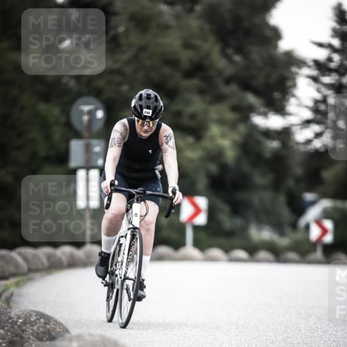 21.06.2026 - 29. Vierlanden-Triathlon H.Heesch http://msf.ph/oto/9901447 21.06.2026 10:11:50 Radfahren 47, 161, 246, 414 meine-sportfotos.de