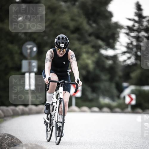 21.06.2026 - 29. Vierlanden-Triathlon H.Heesch http://msf.ph/oto/9901453 21.06.2026 10:11:50 Radfahren 47, 161, 246, 414 meine-sportfotos.de
