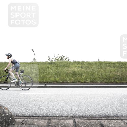 21.06.2026 - 29. Vierlanden-Triathlon H.Heesch http://msf.ph/oto/9901455 21.06.2026 14:58:51 Radfahren 1320, 1321 meine-sportfotos.de