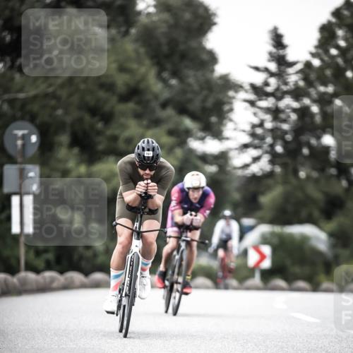 21.06.2026 - 29. Vierlanden-Triathlon H.Heesch http://msf.ph/oto/9901516 21.06.2026 10:11:57 Radfahren 47, 115, 160, 161, 205, 248, 414 meine-sportfotos.de