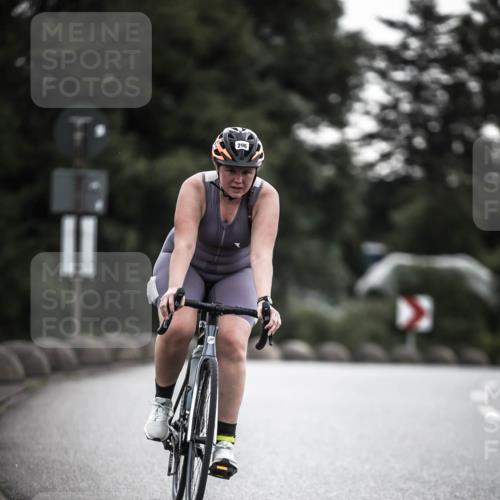 21.06.2026 - 29. Vierlanden-Triathlon H.Heesch http://msf.ph/oto/9901538 21.06.2026 09:34:09 Radfahren 33, 39, 44, 70, 296 meine-sportfotos.de