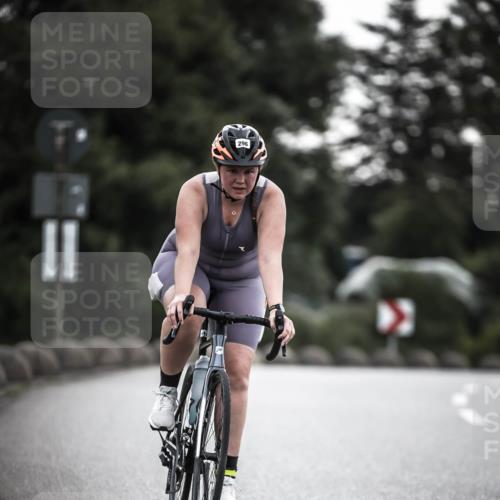 21.06.2026 - 29. Vierlanden-Triathlon H.Heesch http://msf.ph/oto/9901546 21.06.2026 09:34:10 Radfahren 33, 39, 44, 296 meine-sportfotos.de