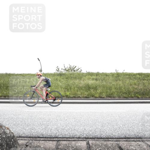 21.06.2026 - 29. Vierlanden-Triathlon H.Heesch http://msf.ph/oto/9901555 21.06.2026 15:00:30 Radfahren  meine-sportfotos.de