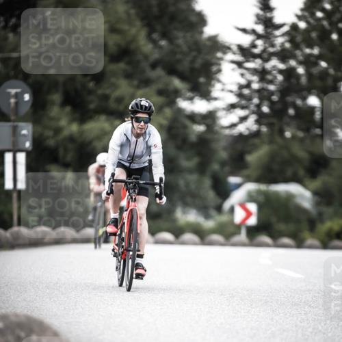 21.06.2026 - 29. Vierlanden-Triathlon H.Heesch http://msf.ph/oto/9901556 21.06.2026 10:12:01 Radfahren 115, 160, 161, 205, 248, 414 meine-sportfotos.de