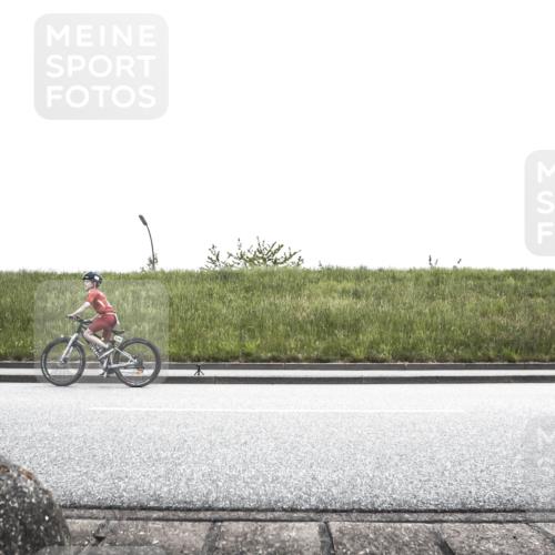 21.06.2026 - 29. Vierlanden-Triathlon H.Heesch http://msf.ph/oto/9901564 21.06.2026 15:00:53 Radfahren 1309 meine-sportfotos.de