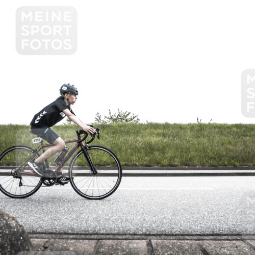 21.06.2026 - 29. Vierlanden-Triathlon H.Heesch http://msf.ph/oto/9901576 21.06.2026 15:01:14 Radfahren  meine-sportfotos.de