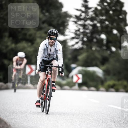 21.06.2026 - 29. Vierlanden-Triathlon H.Heesch http://msf.ph/oto/9901578 21.06.2026 10:12:02 Radfahren 115, 160, 205, 248 meine-sportfotos.de