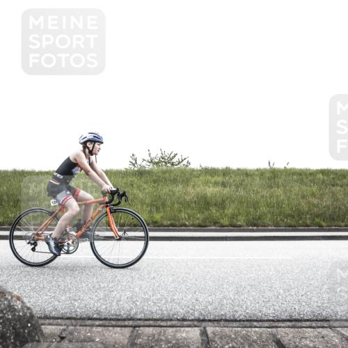 21.06.2026 - 29. Vierlanden-Triathlon H.Heesch http://msf.ph/oto/9901585 21.06.2026 15:02:18 Radfahren 1318 meine-sportfotos.de