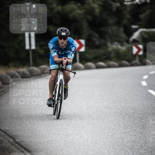 21.06.2026 - 29. Vierlanden-Triathlon H.Heesch http://msf.ph/oto/9901590 21.06.2026 09:35:37 Radfahren 9, 120, 139, 157, 179 meine-sportfotos.de