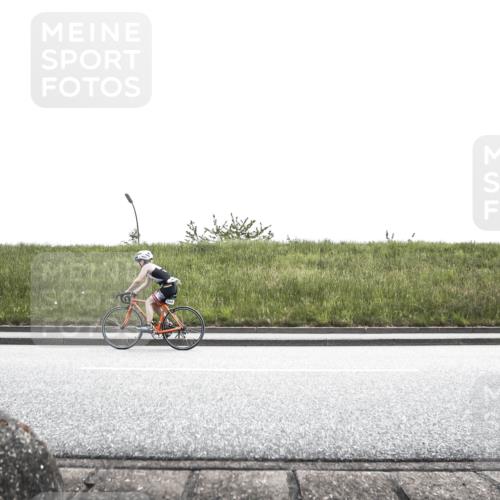 21.06.2026 - 29. Vierlanden-Triathlon H.Heesch http://msf.ph/oto/9901592 21.06.2026 15:02:29 Radfahren  meine-sportfotos.de