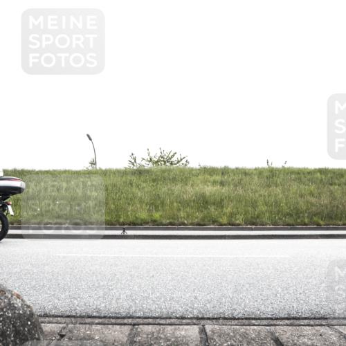 21.06.2026 - 29. Vierlanden-Triathlon H.Heesch http://msf.ph/oto/9901598 21.06.2026 15:03:35 Radfahren  meine-sportfotos.de