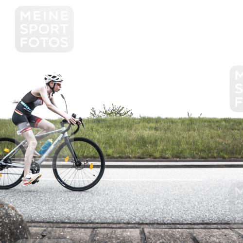 21.06.2026 - 29. Vierlanden-Triathlon H.Heesch http://msf.ph/oto/9901601 21.06.2026 15:03:52 Radfahren  meine-sportfotos.de