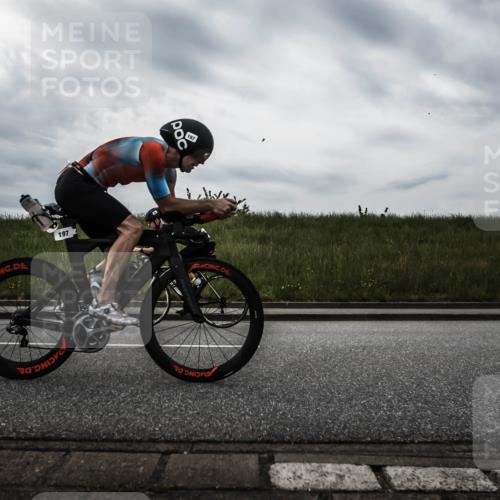 21.06.2026 - 29. Vierlanden-Triathlon H.Heesch http://msf.ph/oto/9901627 21.06.2026 09:27:00 Radfahren 75, 90, 197, 230, 1355 meine-sportfotos.de