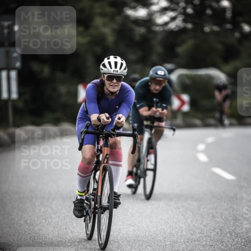 21.06.2026 - 29. Vierlanden-Triathlon H.Heesch http://msf.ph/oto/9901638 21.06.2026 09:35:55 Radfahren 75, 86, 90, 105, 161, 176, 198, 200, 270, 279 meine-sportfotos.de