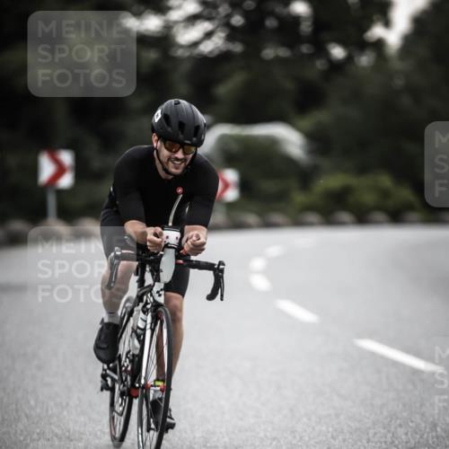21.06.2026 - 29. Vierlanden-Triathlon H.Heesch http://msf.ph/oto/9901655 21.06.2026 09:36:00 Radfahren 75, 86, 90, 176, 200 meine-sportfotos.de