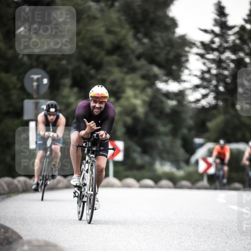 21.06.2026 - 29. Vierlanden-Triathlon H.Heesch http://msf.ph/oto/9901675 21.06.2026 10:12:12 Radfahren 39, 357, 359, 454 meine-sportfotos.de