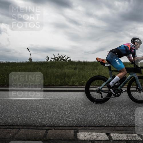 21.06.2026 - 29. Vierlanden-Triathlon H.Heesch http://msf.ph/oto/9901680 21.06.2026 09:29:43 Radfahren 186, 249 meine-sportfotos.de