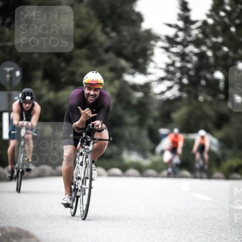 21.06.2026 - 29. Vierlanden-Triathlon H.Heesch http://msf.ph/oto/9901689 21.06.2026 10:12:12 Radfahren 39, 357, 359, 454 meine-sportfotos.de
