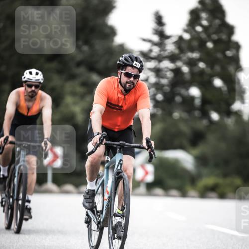 21.06.2026 - 29. Vierlanden-Triathlon H.Heesch http://msf.ph/oto/9901772 21.06.2026 10:12:18 Radfahren 96, 357, 359 meine-sportfotos.de