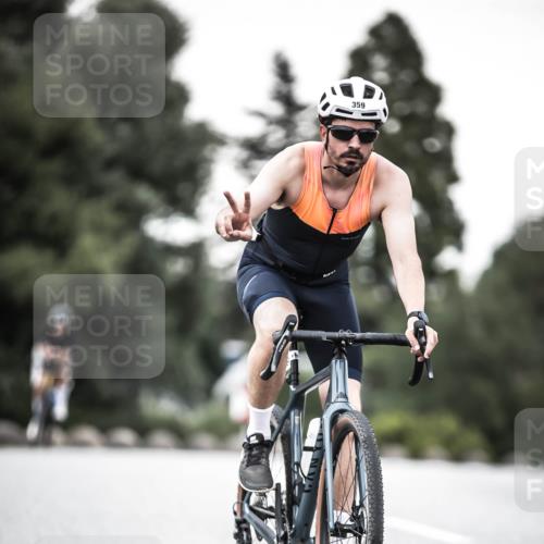 21.06.2026 - 29. Vierlanden-Triathlon H.Heesch http://msf.ph/oto/9901791 21.06.2026 10:12:19 Radfahren 96, 357, 359 meine-sportfotos.de