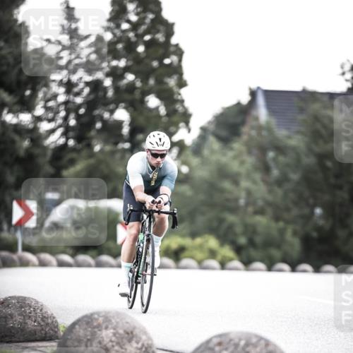 21.06.2026 - 29. Vierlanden-Triathlon H.Heesch http://msf.ph/oto/9901792 21.06.2026 09:39:07 Radfahren 59 meine-sportfotos.de