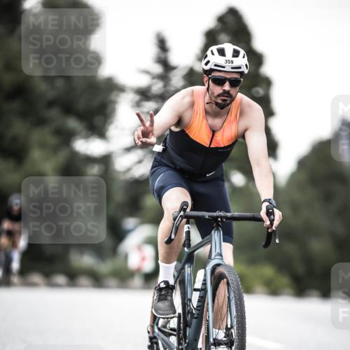 21.06.2026 - 29. Vierlanden-Triathlon H.Heesch http://msf.ph/oto/9901794 21.06.2026 10:12:19 Radfahren 96, 357, 359 meine-sportfotos.de
