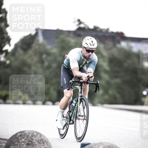 21.06.2026 - 29. Vierlanden-Triathlon H.Heesch http://msf.ph/oto/9901798 21.06.2026 09:39:08 Radfahren 59 meine-sportfotos.de