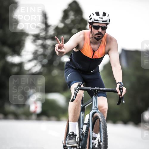 21.06.2026 - 29. Vierlanden-Triathlon H.Heesch http://msf.ph/oto/9901802 21.06.2026 10:12:19 Radfahren 96, 357, 359 meine-sportfotos.de