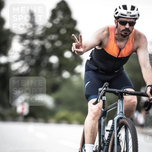 21.06.2026 - 29. Vierlanden-Triathlon H.Heesch http://msf.ph/oto/9901808 21.06.2026 10:12:19 Radfahren 96, 357, 359 meine-sportfotos.de