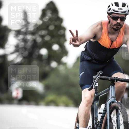 21.06.2026 - 29. Vierlanden-Triathlon H.Heesch http://msf.ph/oto/9901810 21.06.2026 10:12:19 Radfahren 96, 357, 359 meine-sportfotos.de