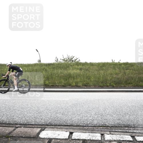 21.06.2026 - 29. Vierlanden-Triathlon H.Heesch http://msf.ph/oto/9901811 21.06.2026 09:34:41 Radfahren 242 meine-sportfotos.de