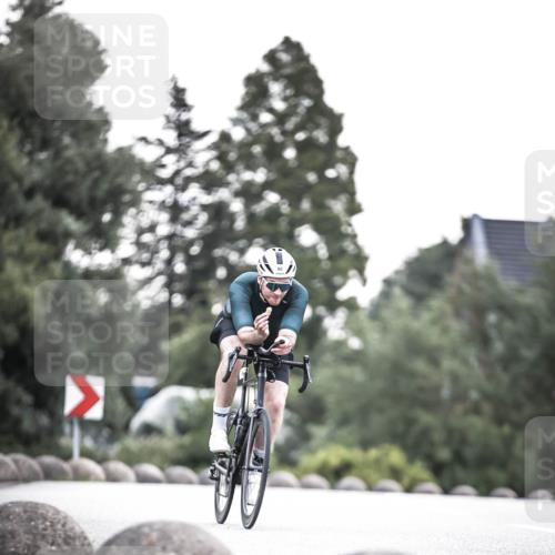 21.06.2026 - 29. Vierlanden-Triathlon H.Heesch http://msf.ph/oto/9901815 21.06.2026 09:39:20 Radfahren 52, 80, 87, 113 meine-sportfotos.de