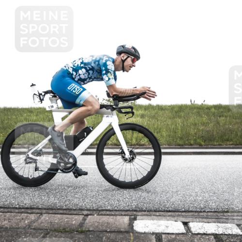 21.06.2026 - 29. Vierlanden-Triathlon H.Heesch http://msf.ph/oto/9901836 21.06.2026 09:35:38 Radfahren 9, 120, 139, 157, 179 meine-sportfotos.de