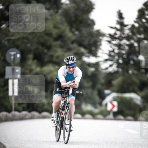 21.06.2026 - 29. Vierlanden-Triathlon H.Heesch http://msf.ph/oto/9901869 21.06.2026 10:12:27 Radfahren 181, 256 meine-sportfotos.de