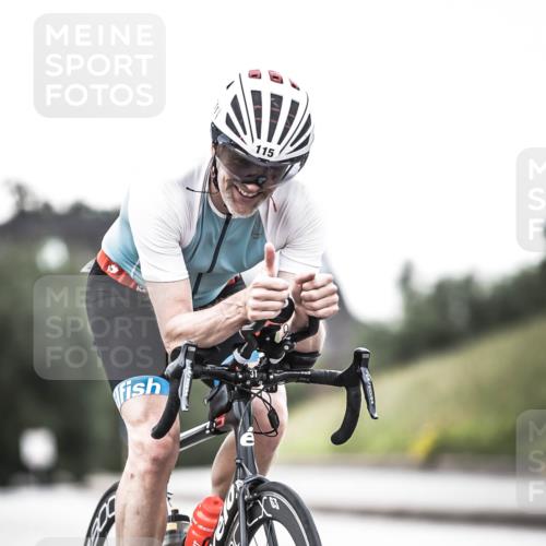 21.06.2026 - 29. Vierlanden-Triathlon H.Heesch http://msf.ph/oto/9901877 21.06.2026 09:40:50 Radfahren 36, 64, 115 meine-sportfotos.de