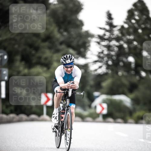 21.06.2026 - 29. Vierlanden-Triathlon H.Heesch http://msf.ph/oto/9901878 21.06.2026 10:12:27 Radfahren 181, 256 meine-sportfotos.de