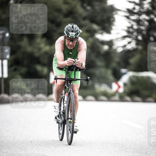 21.06.2026 - 29. Vierlanden-Triathlon H.Heesch http://msf.ph/oto/9901891 21.06.2026 09:41:33 Radfahren 146, 205 meine-sportfotos.de