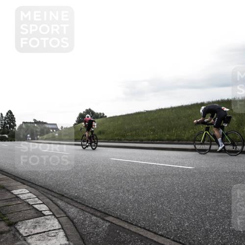 21.06.2026 - 29. Vierlanden-Triathlon H.Heesch http://msf.ph/oto/9901892 21.06.2026 09:27:31 Radfahren 69, 130 meine-sportfotos.de