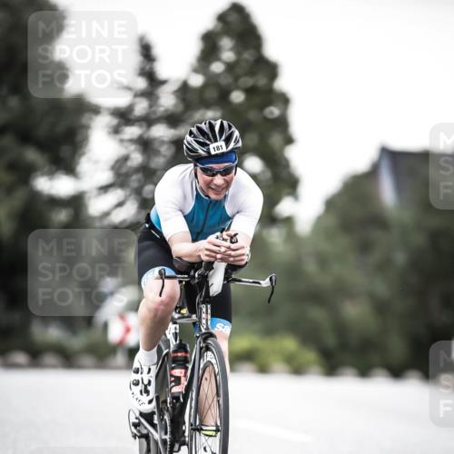 21.06.2026 - 29. Vierlanden-Triathlon H.Heesch http://msf.ph/oto/9901909 21.06.2026 10:12:28 Radfahren 181, 256 meine-sportfotos.de