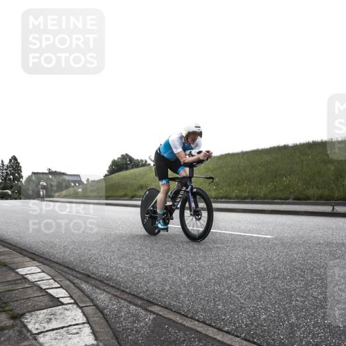 21.06.2026 - 29. Vierlanden-Triathlon H.Heesch http://msf.ph/oto/9901939 21.06.2026 09:29:31 Radfahren 141 meine-sportfotos.de