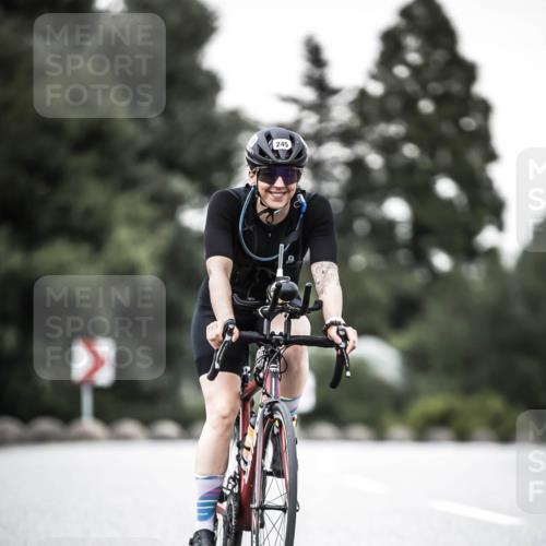 21.06.2026 - 29. Vierlanden-Triathlon H.Heesch http://msf.ph/oto/9901969 21.06.2026 10:12:41 Radfahren 245 meine-sportfotos.de
